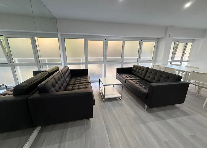 Guest house Hock Residences *
